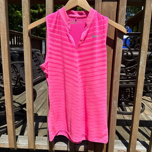 Nike Golf‎ Women’s Dri-FIT Sleeveless Polo Shirt (Large) - Picture 2 of 8